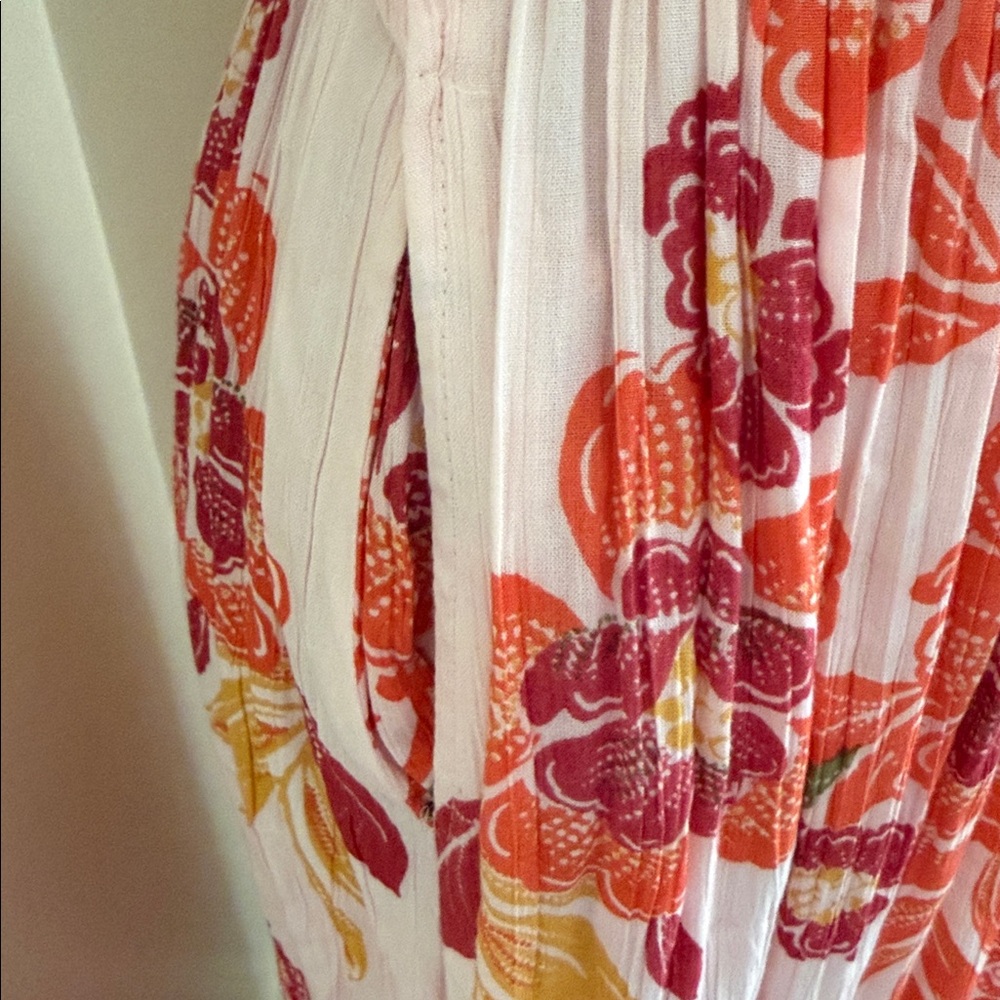 New Angie Red and Pink Floral Dress - Picture 8 of 15